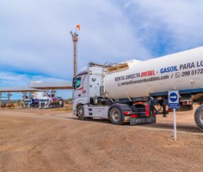 Refinería de NAO en Plaza Huincul, nodo operativo clave del sistema energético de Neuquén